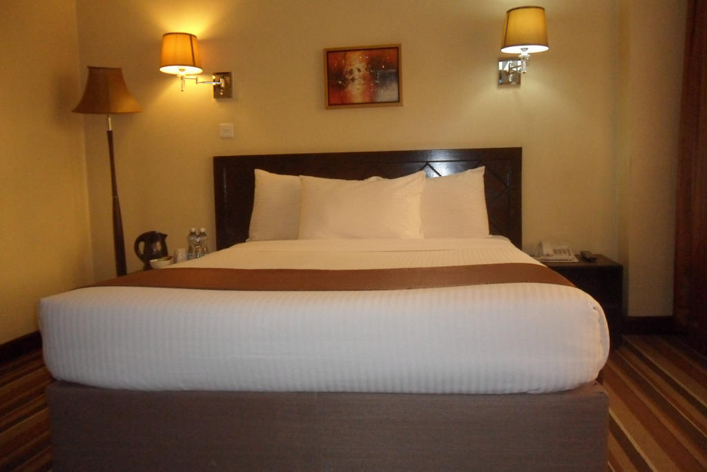 Summerdale Inn Nairobi Bilik gambar